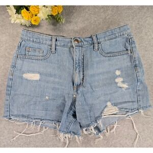 Universal Thread Womens Boyfriend Shorts Light Wash Distressed Frayed Hem Size 8